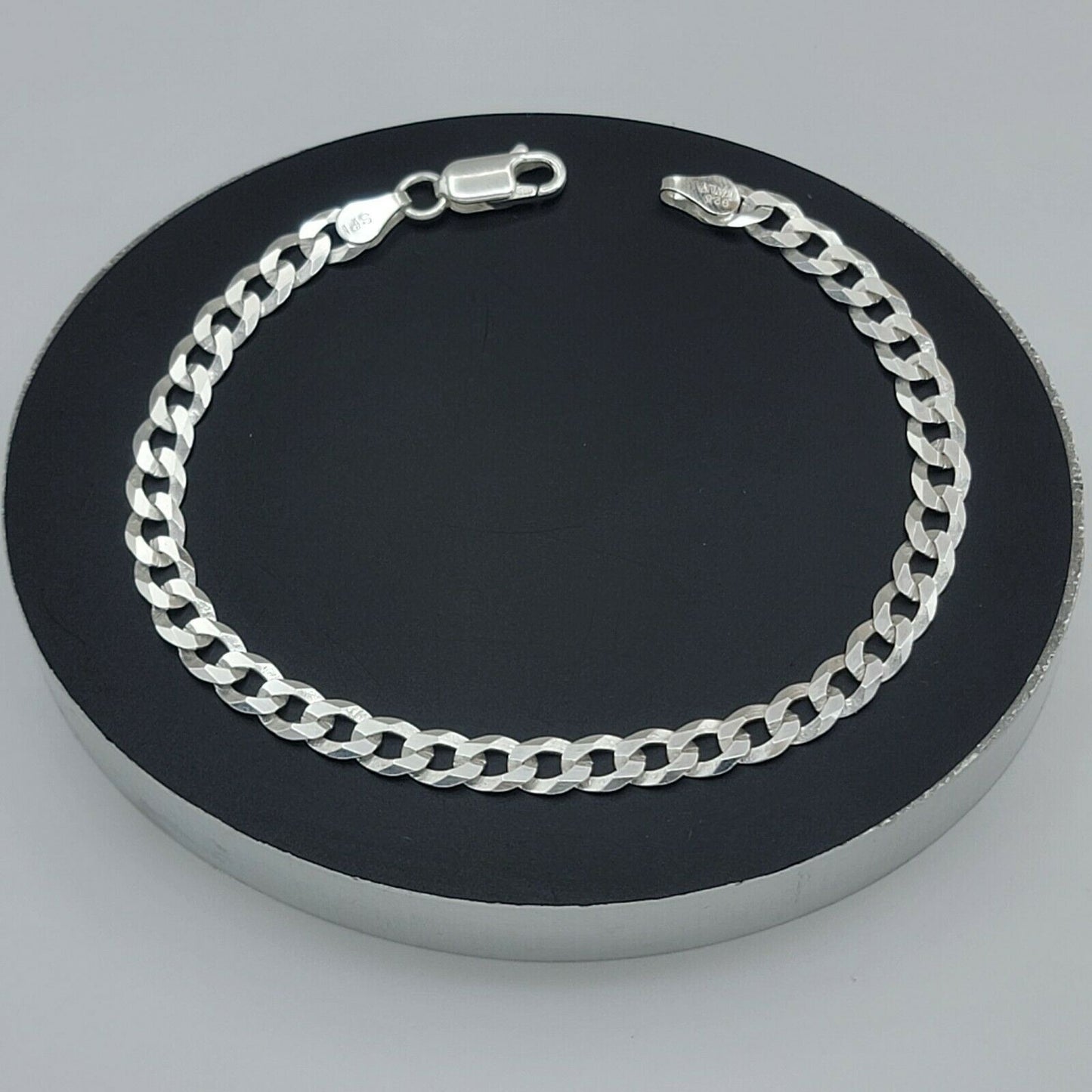 Solid 925 Sterling Silver. Curb Cuban Chain Bracelet - 5.2mm. Unisex