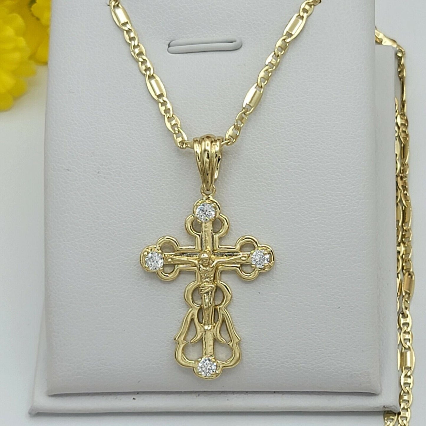 Necklaces - 14K Gold Plated. Crucifix Cross Pendant & Chain.