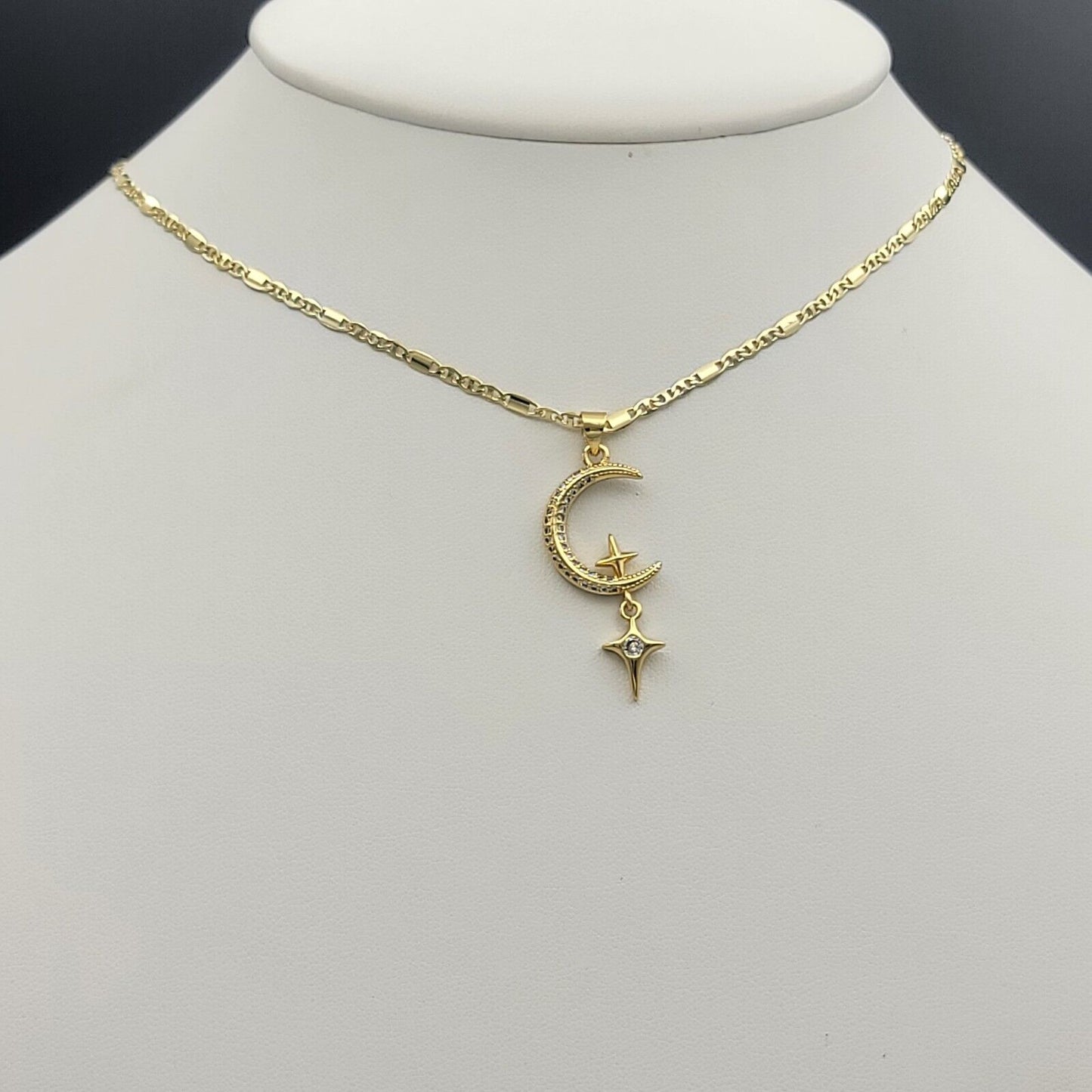 Necklaces - 14K Gold Plated. Moon & hanging shining stars Pendant & Chain. Galaxy Cosmic