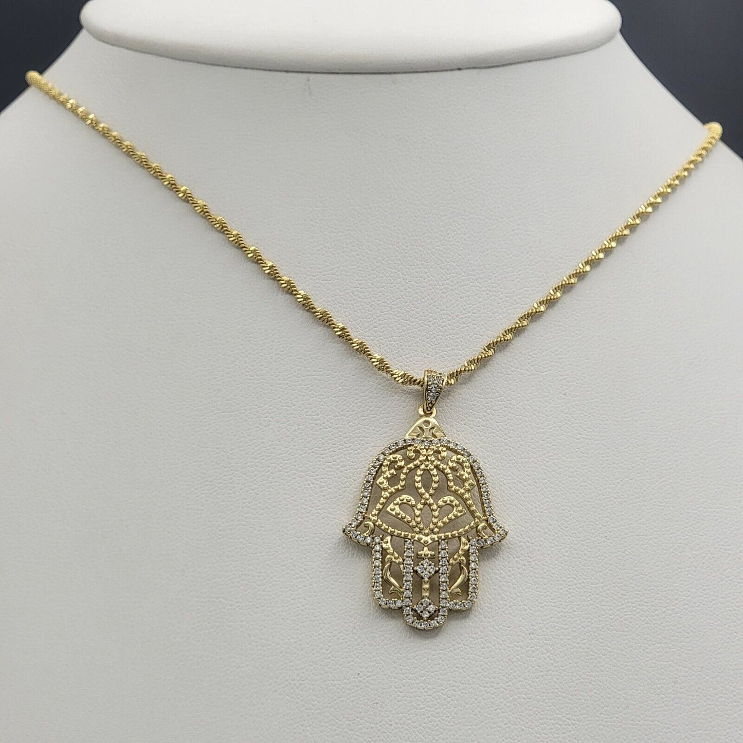 Necklaces - 14K Gold Plated. Hamsa Hand Pendant & Chain.