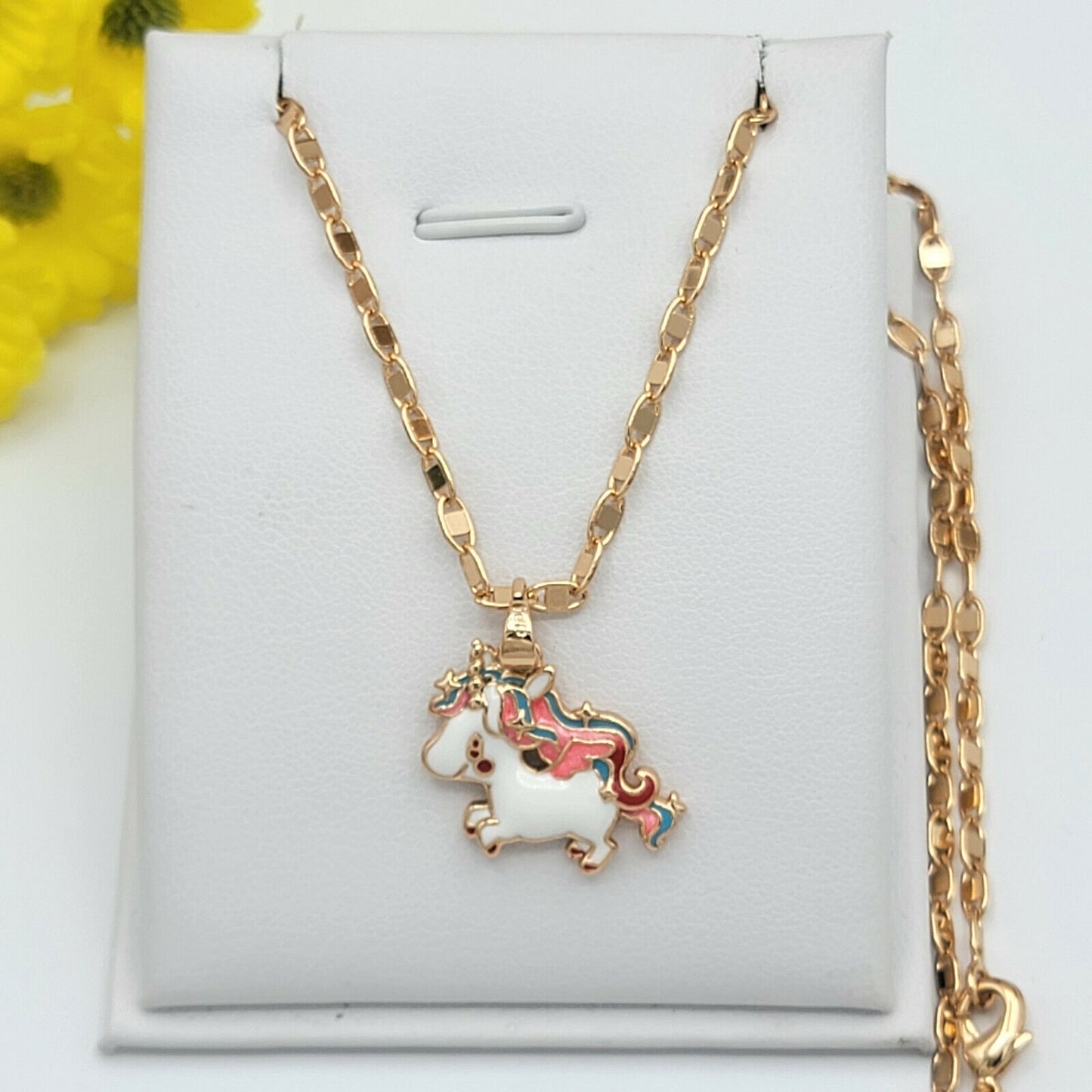 Necklaces - 18K Gold Plated. Unicorn Pendant & Chain.