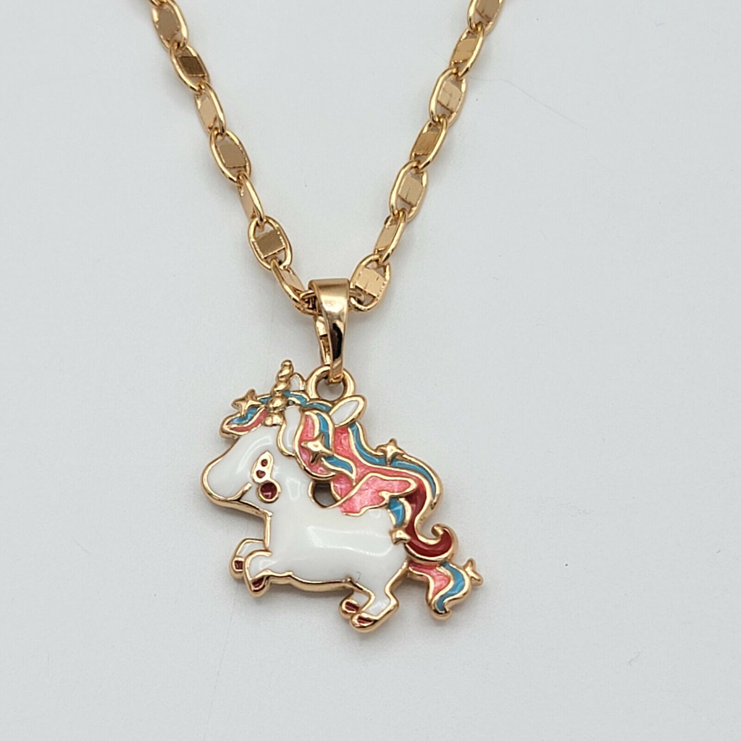 Necklaces - 18K Gold Plated. Unicorn Pendant & Chain.