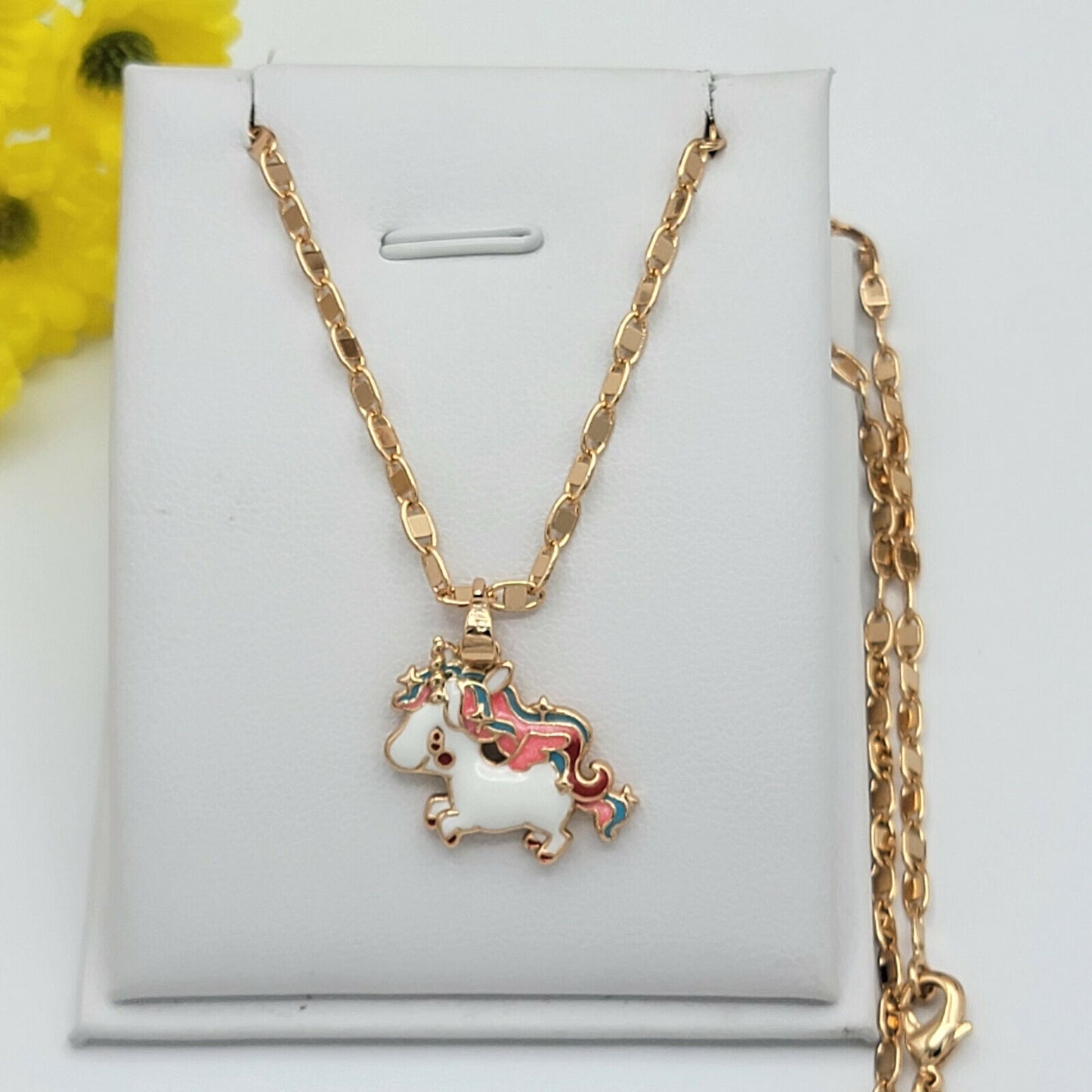 Necklaces - 18K Gold Plated. Unicorn Pendant & Chain.