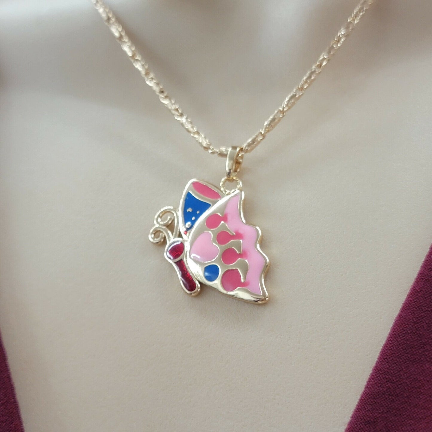 Necklaces - 18K Gold Plated. Multicolor Flying Butterfly Pendant & Chain.