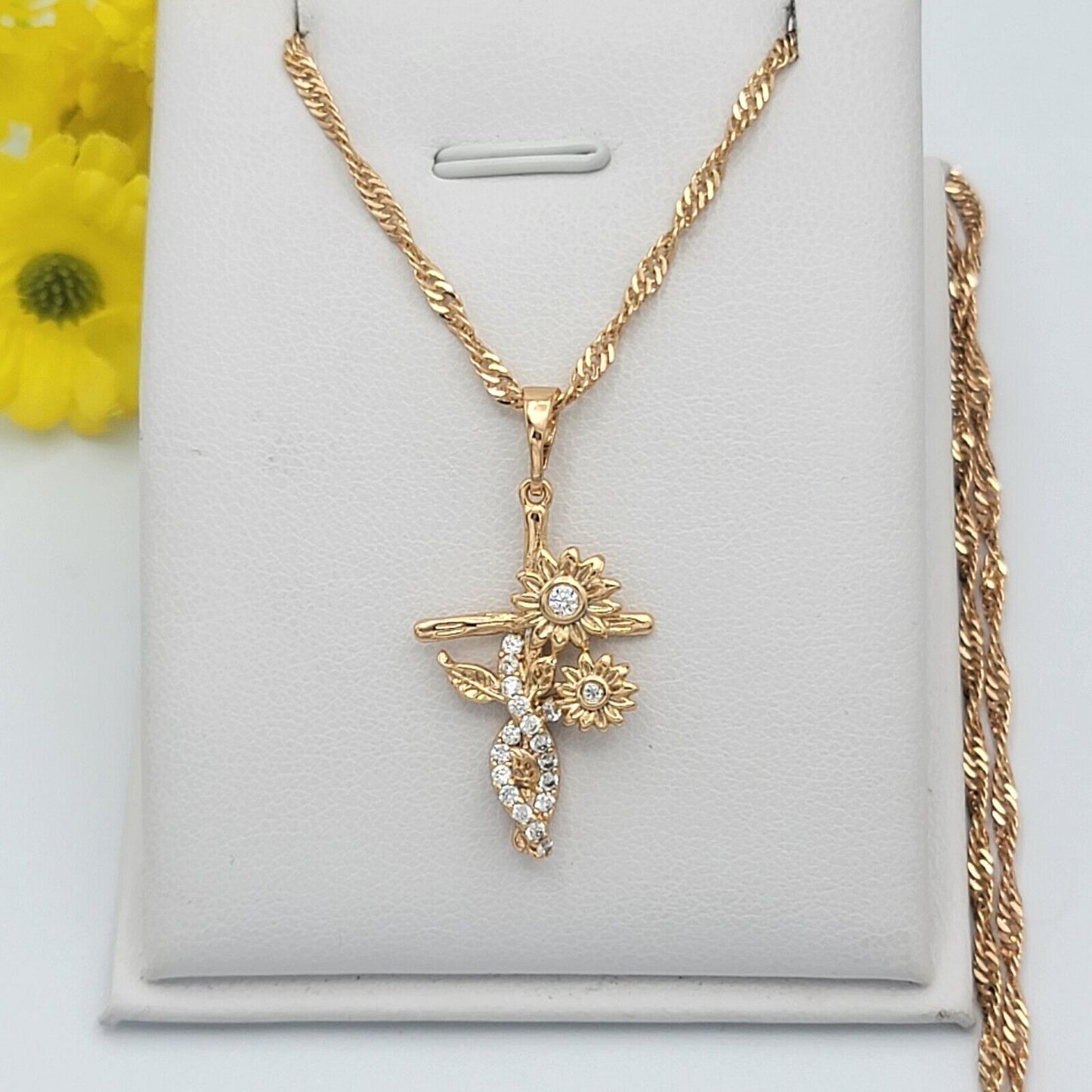 Necklaces - 18K Gold Plated. Sunflower Infinity Cross Pendant & Chain.