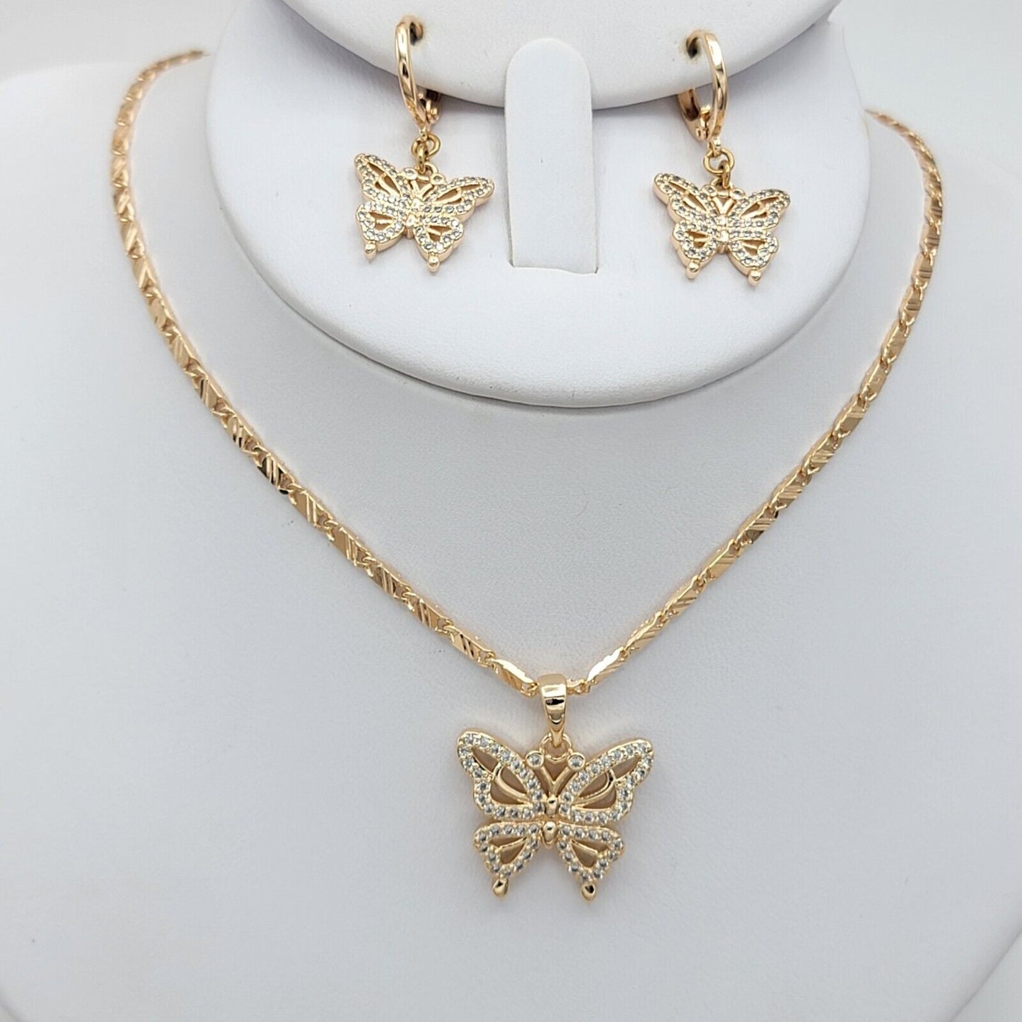 Sets - 18K Gold Plated. Beautiful Butterfly Clear Crystals Necklace Earring Set