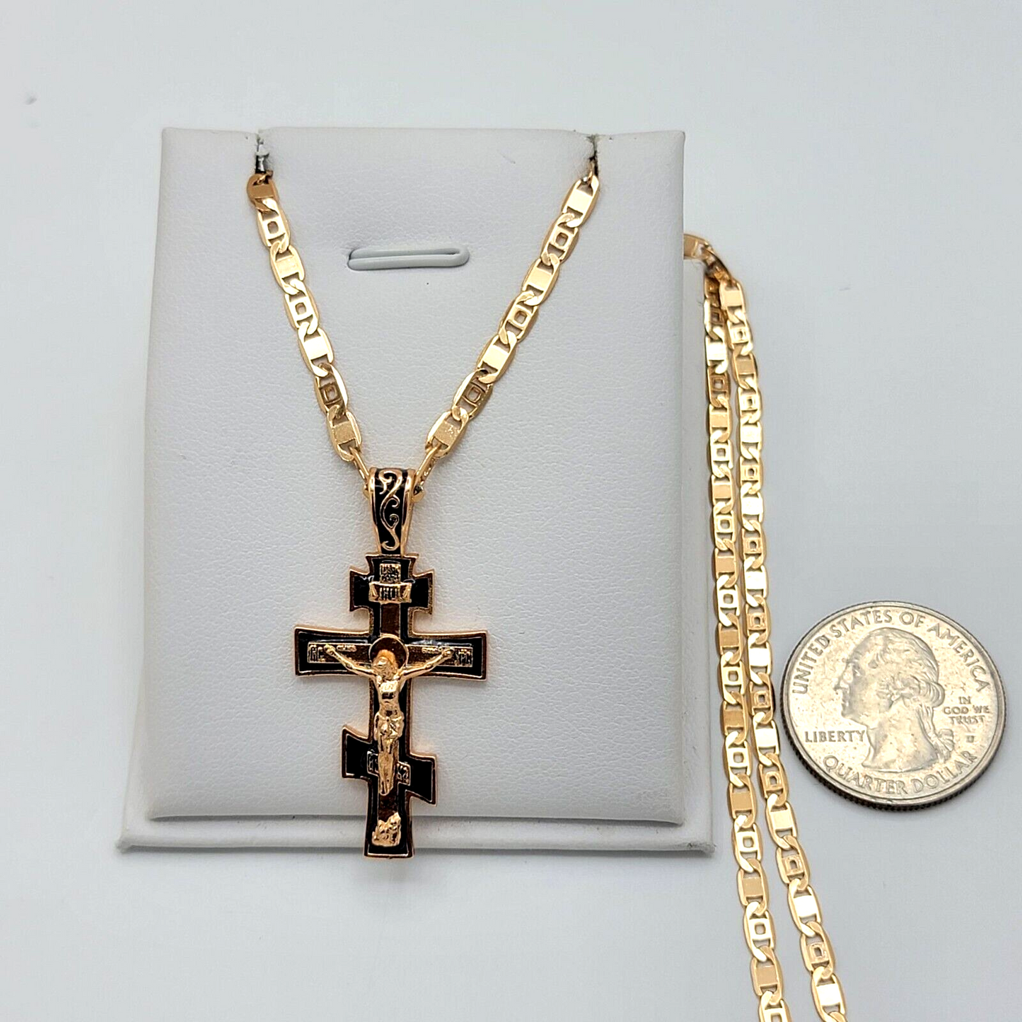 Necklaces - 18K Gold Plated. Crucifix Cross Jesus Christ Pendant & Chain. Black Enamel.