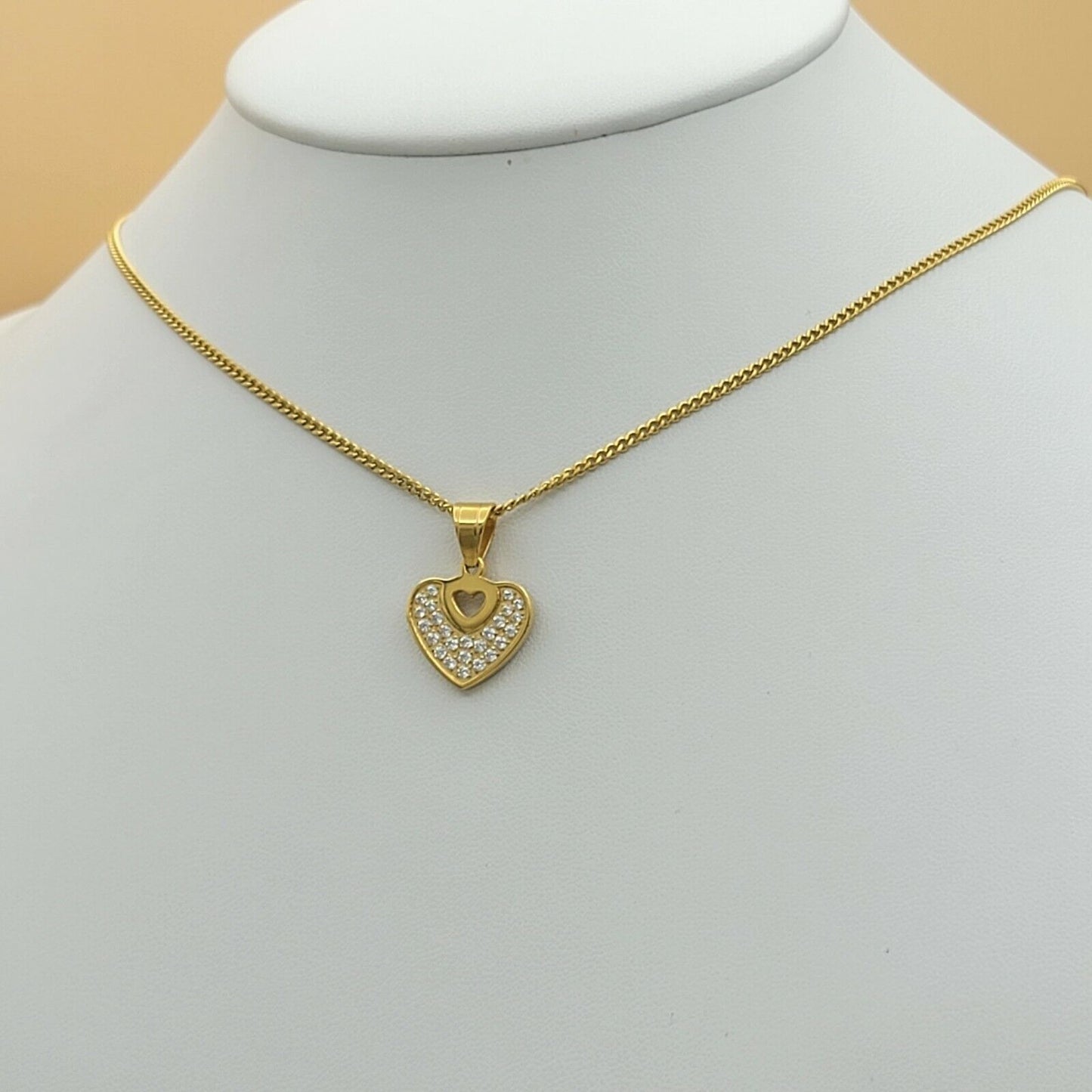 Necklaces - Stainless Steel Gold Plated. Heart Pendant & Chain