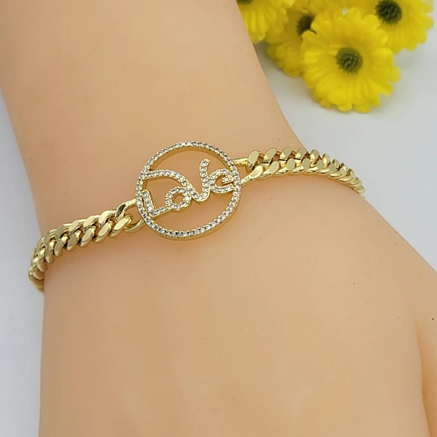 Bracelets - 14K Gold Plated. LOVE Curb Chain Bracelet.