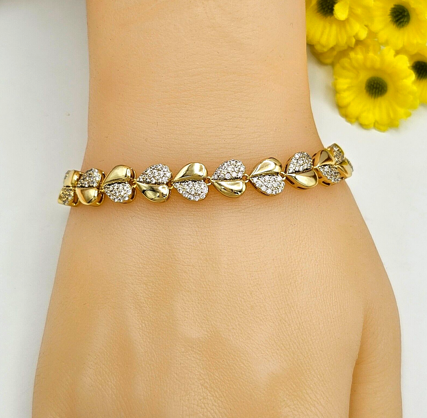 Bracelets - 14K Gold Plated. Hearts Clear Crystals bracelet