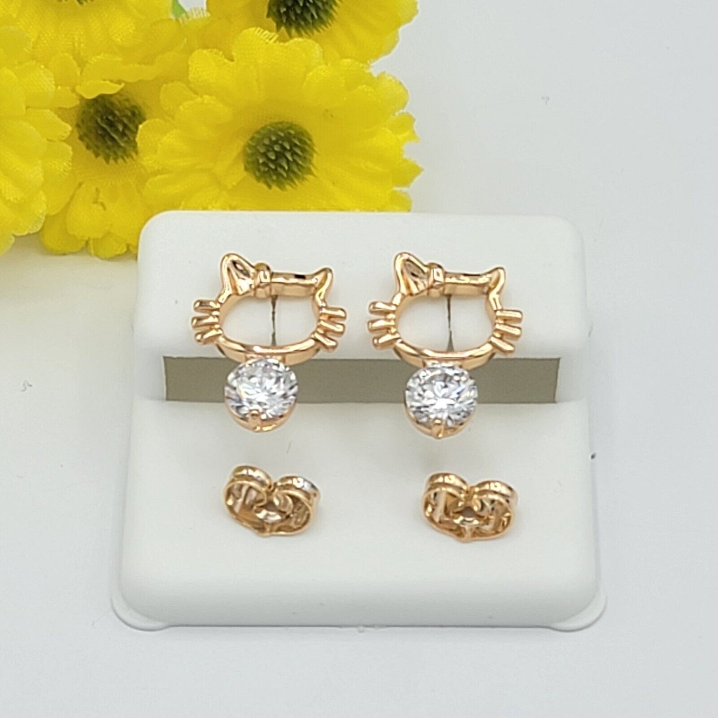 Earrings - 18K Gold Plated. Unique Kitty Cat crystal stud earrings