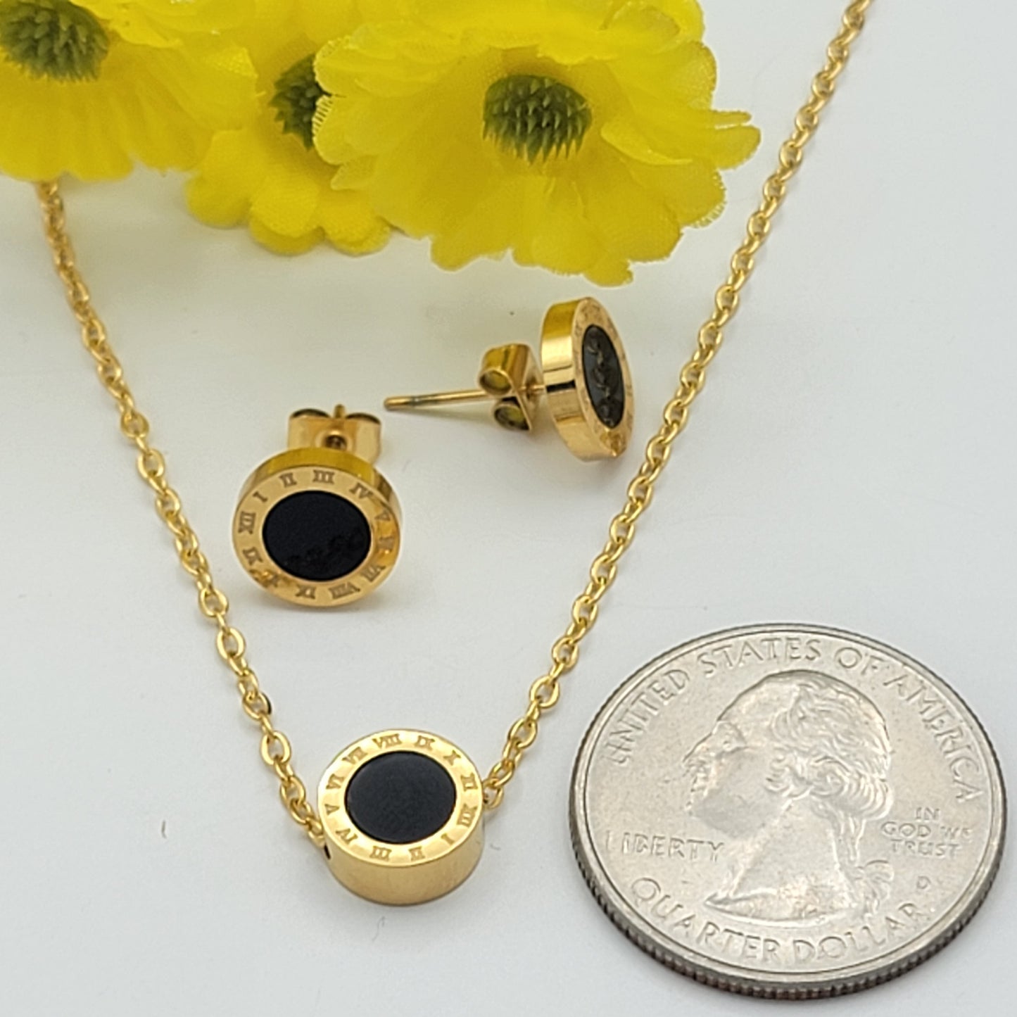 Sets - Stainless Steel - Yellow Gold Plated. Roman Numbers. *Premium Q*